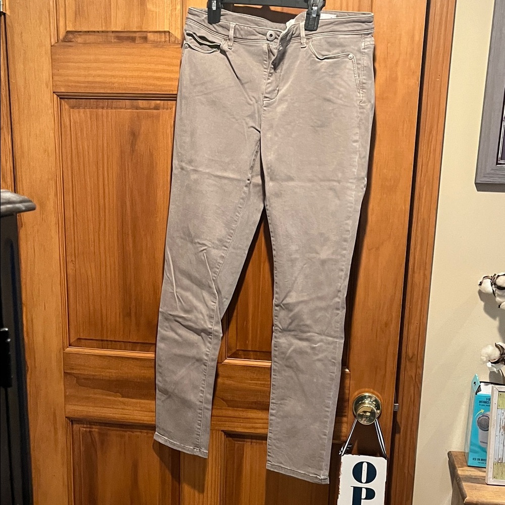 J. Jill Straight Leg Jeans in Taupe